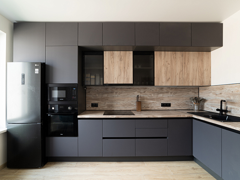 Кухня угловая лофт — Графит и дуб